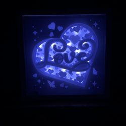 Cadre Lumineux – Love